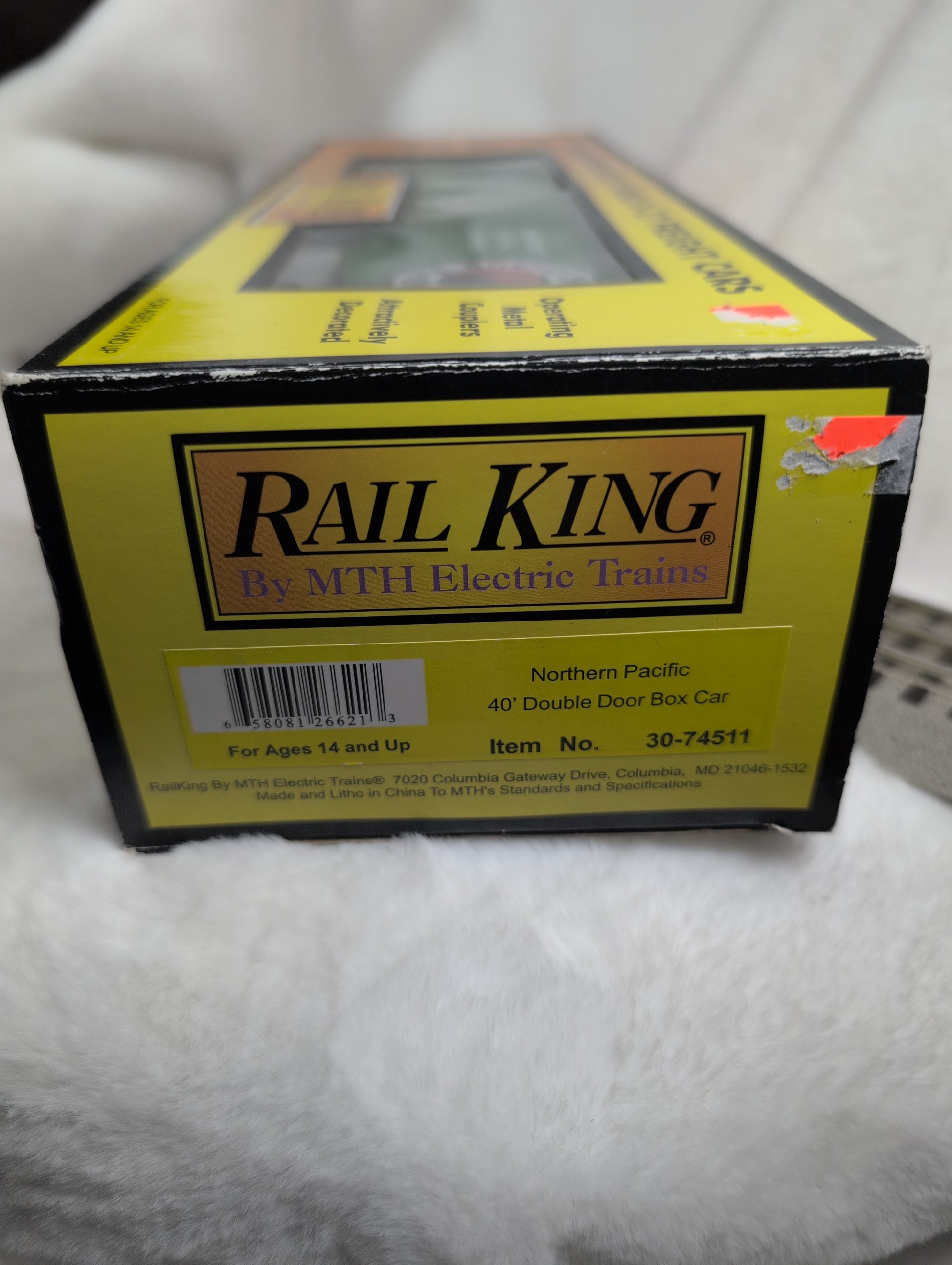 Lionel Northern Pacifc Boxcar 30-74511