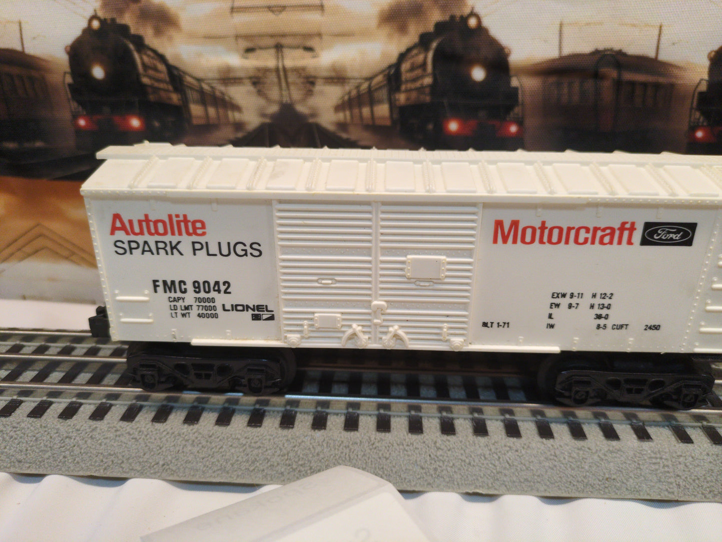 Lionel Ford Motorcraft Boxcar 6-9042
