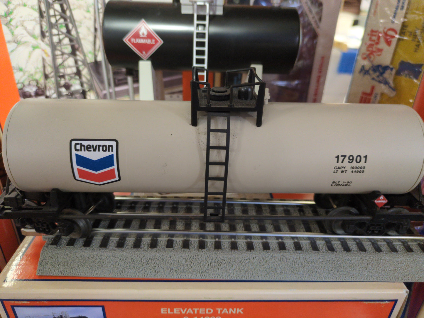 Lionel Chevron Tank Car 6-17901
