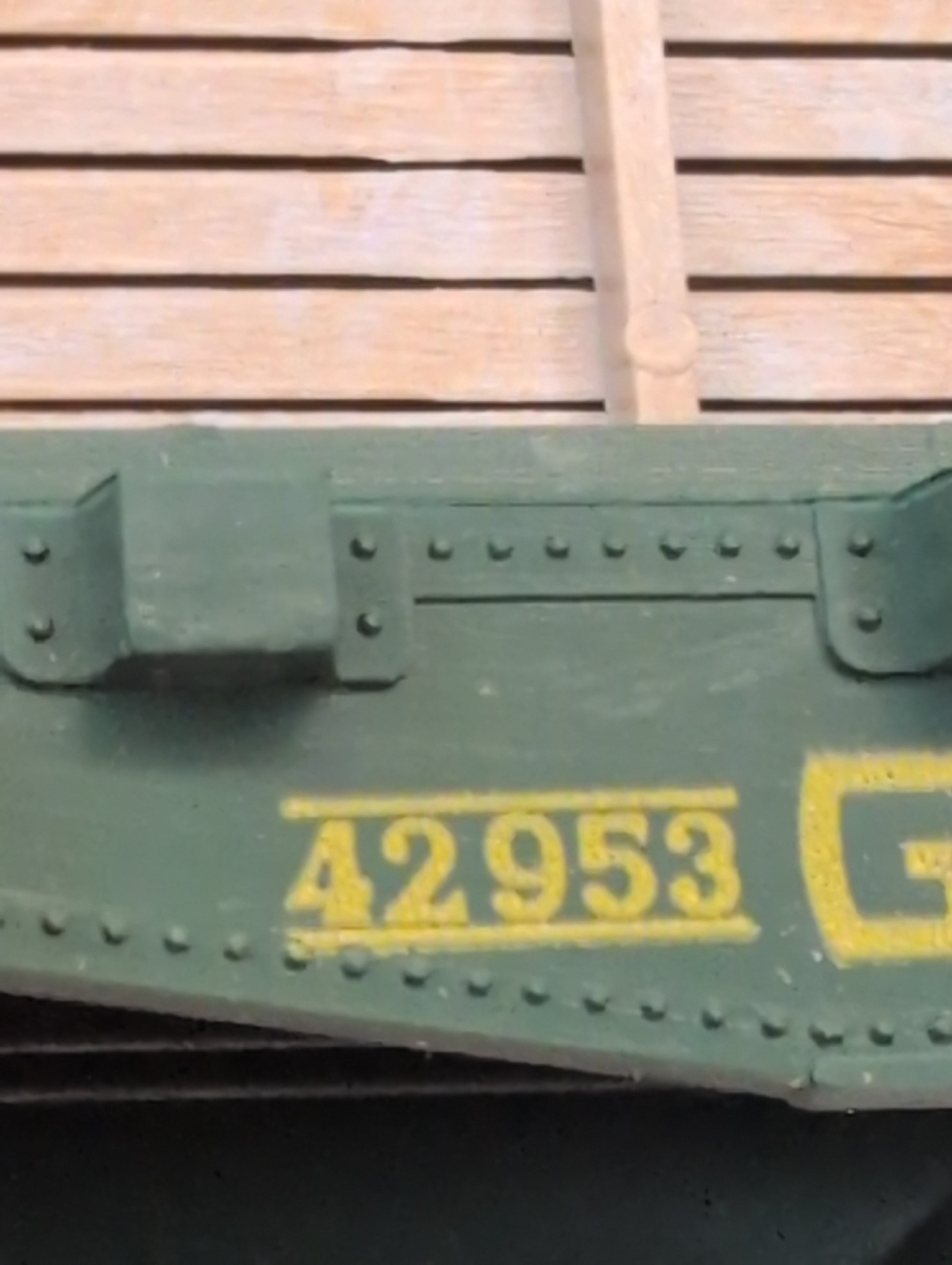 AHM Great Northern Flatcar 7301C