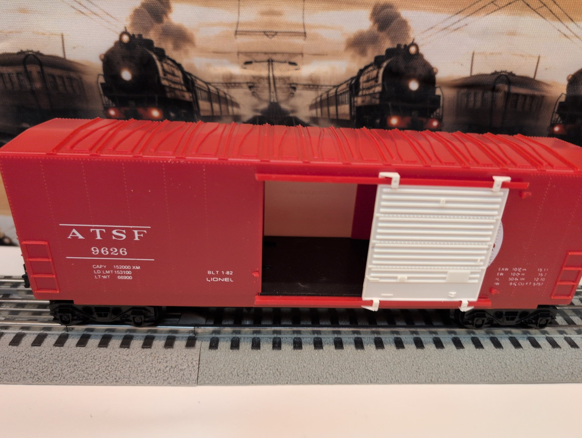 Lionel Santa Fe Boxcar 6-9626