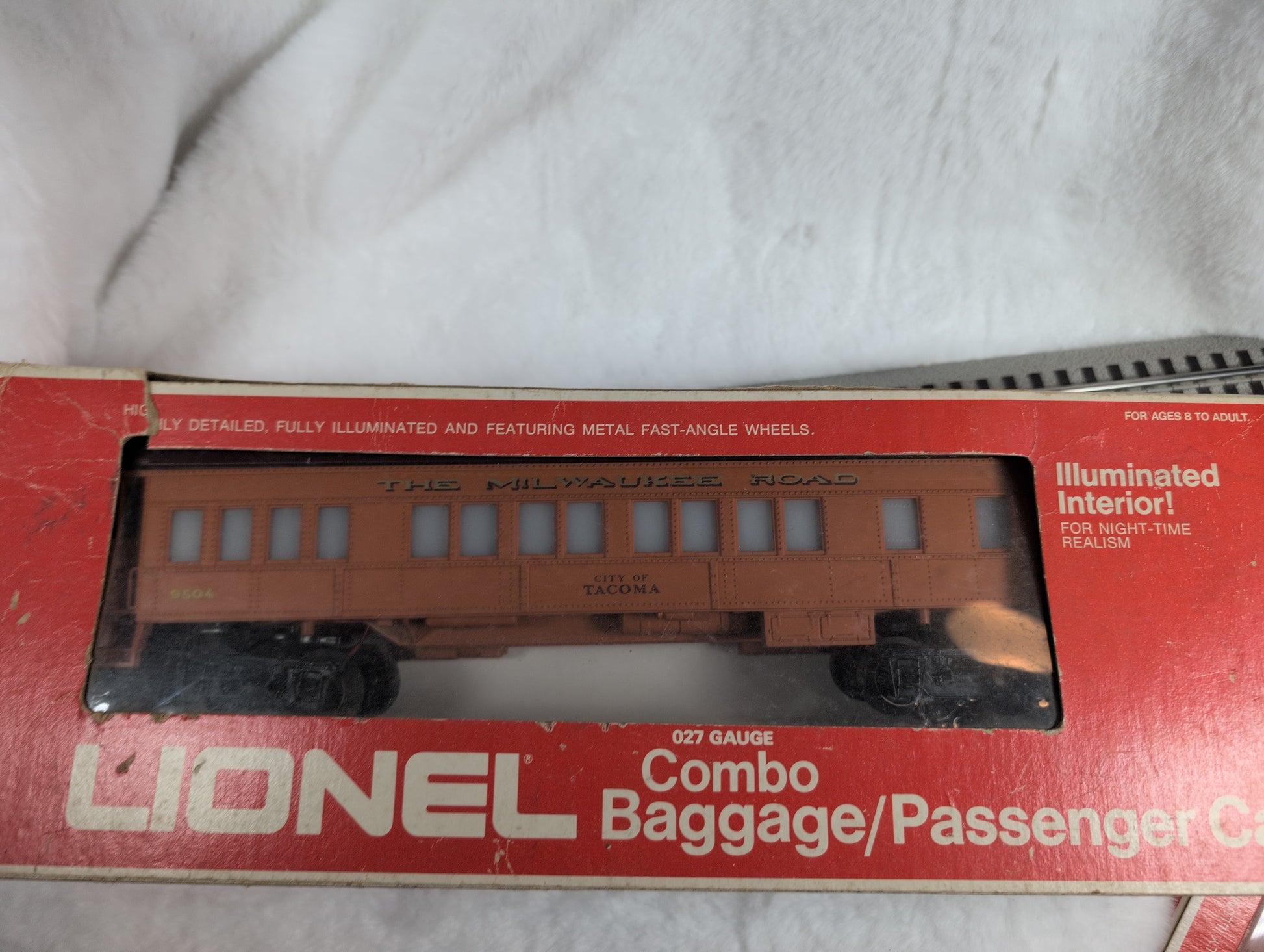 Lionel Milwaukee Road Passenger Car 6-9504