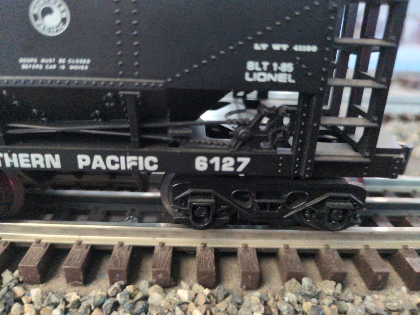 Lionel Ore Car Northern Pacific 6-6127