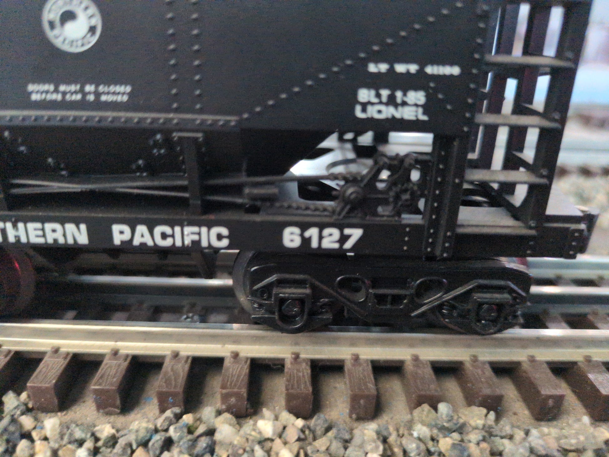 Lionel Ore Car Northern Pacific 6-6127