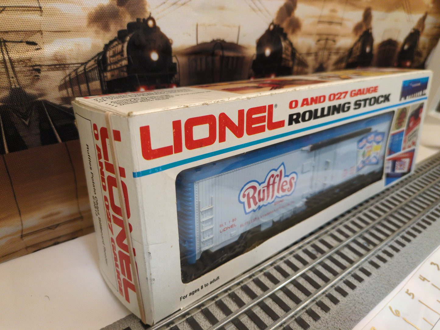 Lionel Ruffles Potato Chips Billboard Reefer Car #9813 6-9813