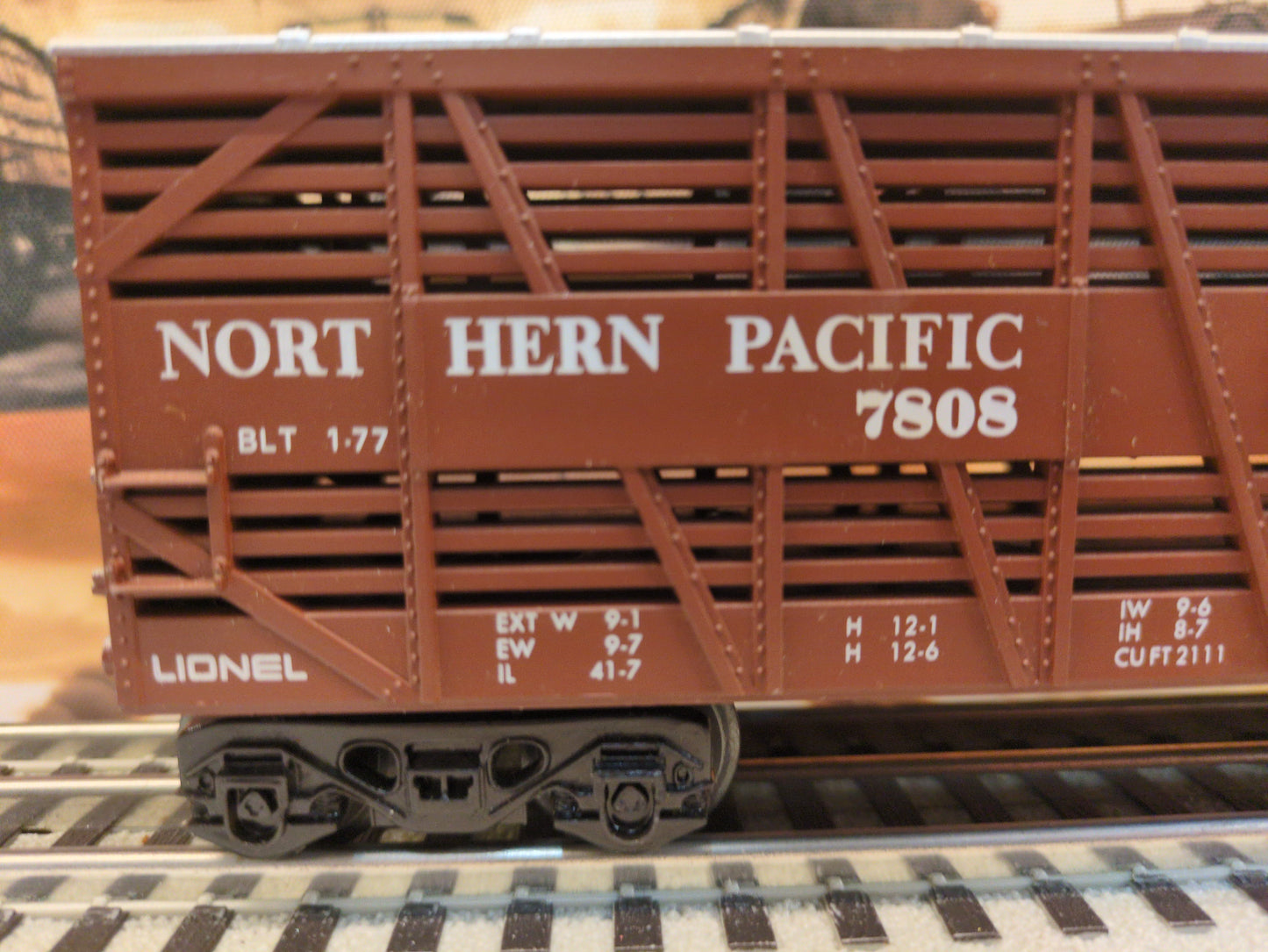 Lionel Northern Pacific Pig Palace Stock Car 6-7808