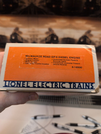 Lionel Milwaukee Road GP9 Diesel Locomotive 6-18500