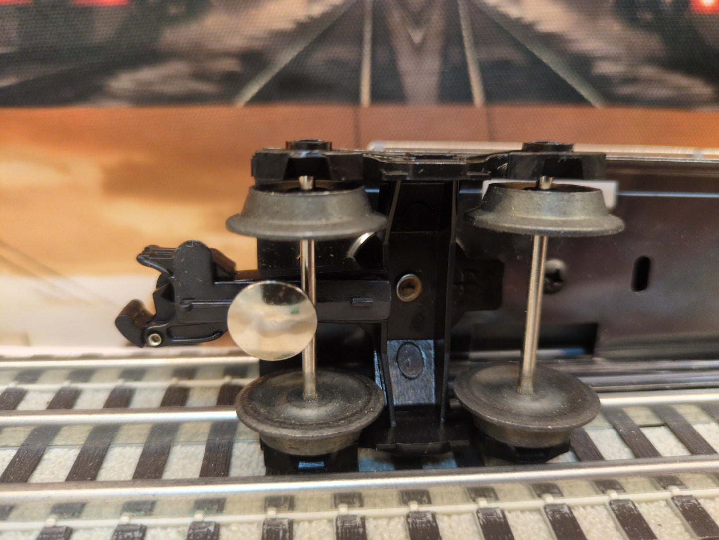 Lionel Lehigh Valley Tank Car 6-16103