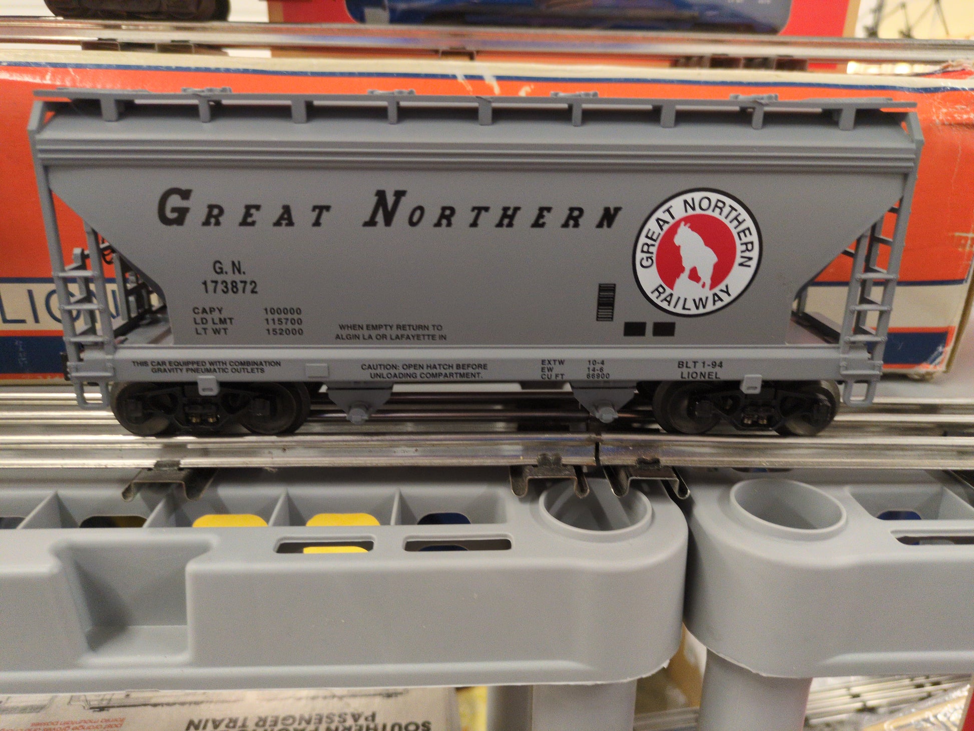 Lionel Great Northern Hopper Car 6-17007