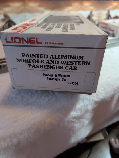 Lionel Norfolk & Western Passenger Car 6-9564