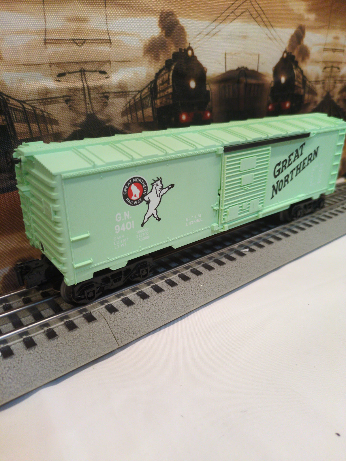 Lionel Great Northern Box Car 6-9401