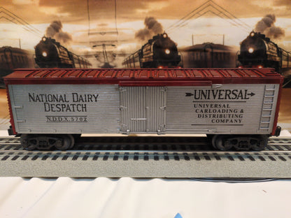 Lionel National Dairy Despatch Refrigerator Car 6-5702