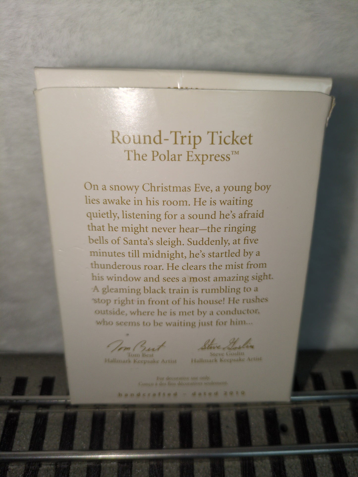 Hallmark Ornament Polar Express Locomotive (2010)