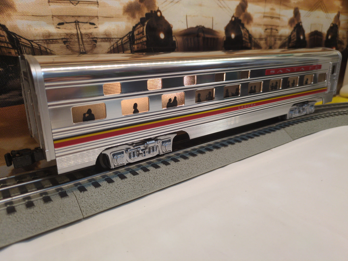 MTH 20-6122 AT&SF El Capitan Aluminum Dining Train Set 