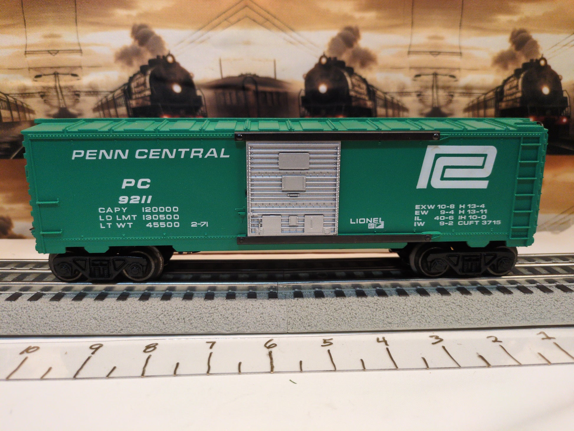Lionel Penn Central Boxcar 6-9211