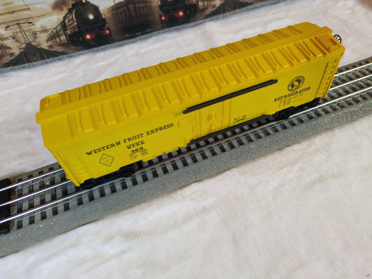 Lionel 6-9819 Great Northern Refrigerator Car 