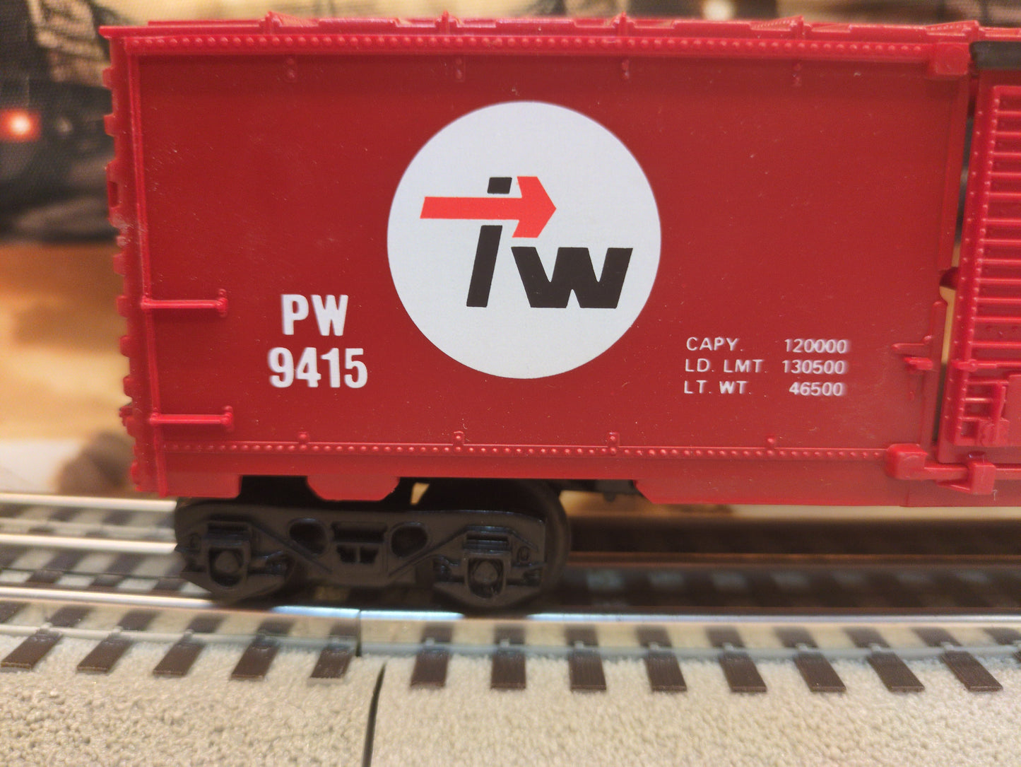 Lionel Providence & Worchester Boxcar 6-9415