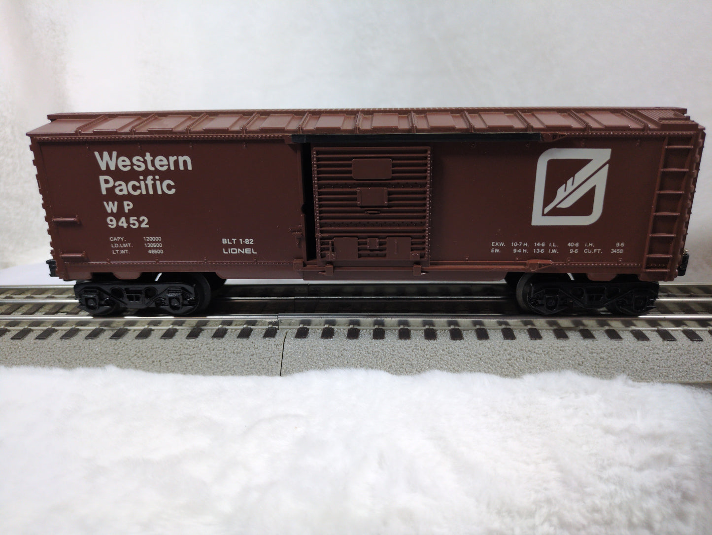 Lionel Western Pacific Boxcar 6-9452