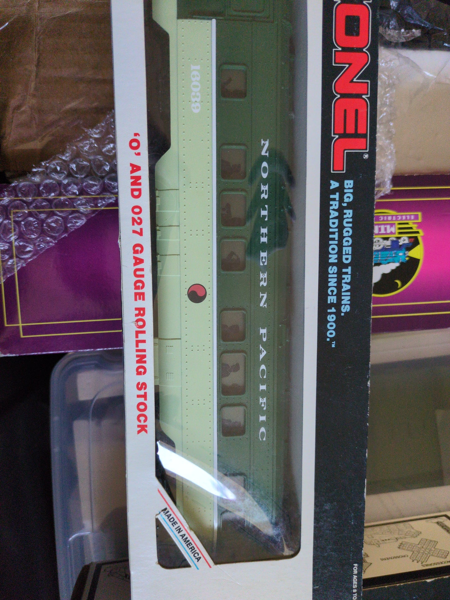 Lionel Northern Pacific Observation Car 6-16039