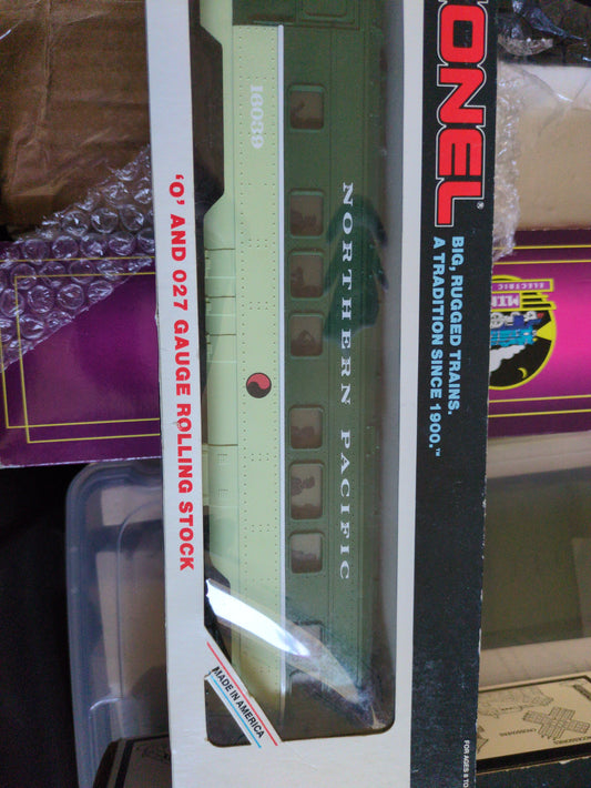 Lionel Northern Pacific Observation Car 6-16039