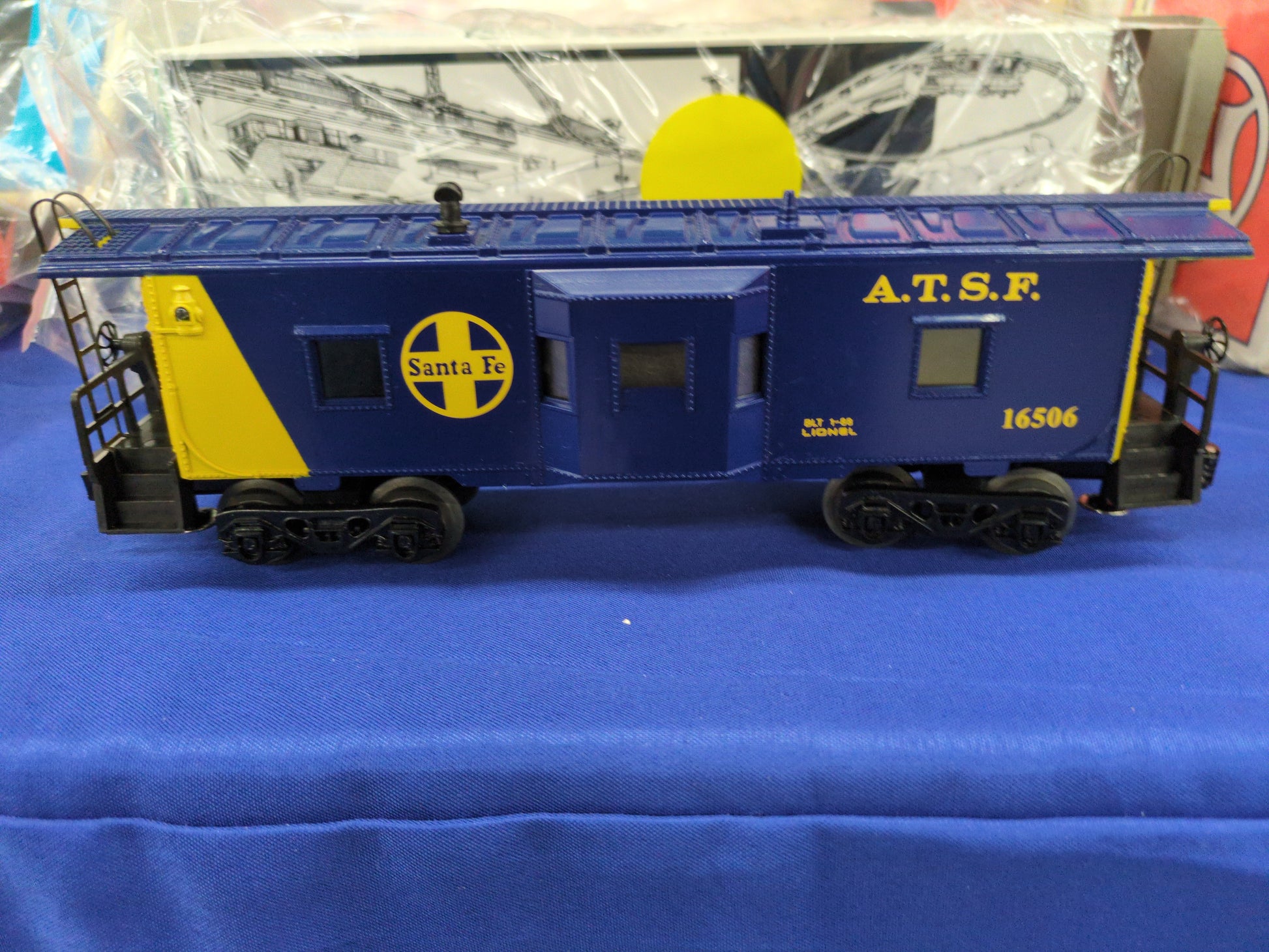 Lionel Santa Fe Bay Window Caboose 6-16506