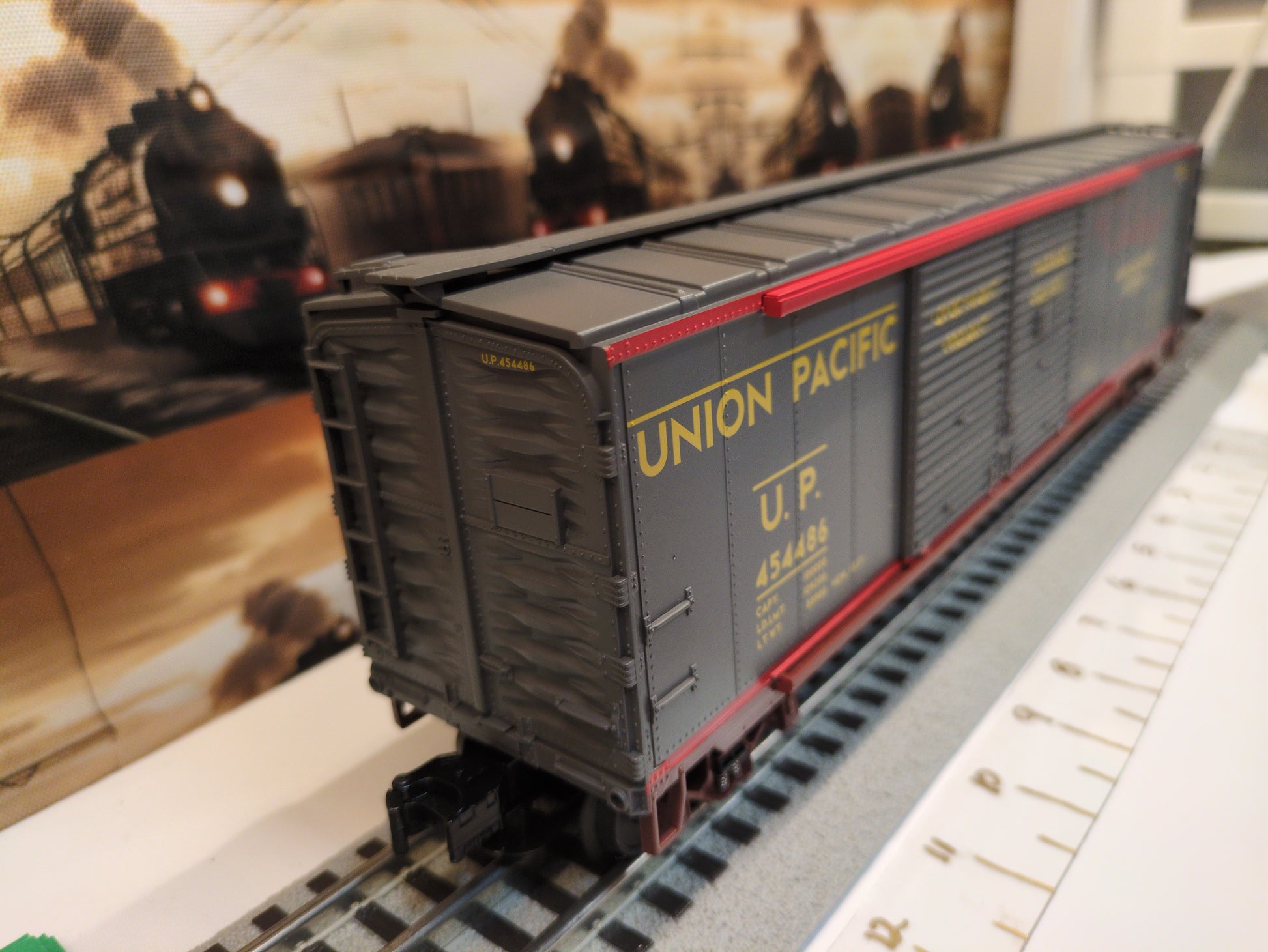 MTH Premier Union Pacific 50' Double Door Boxcar 20-93130