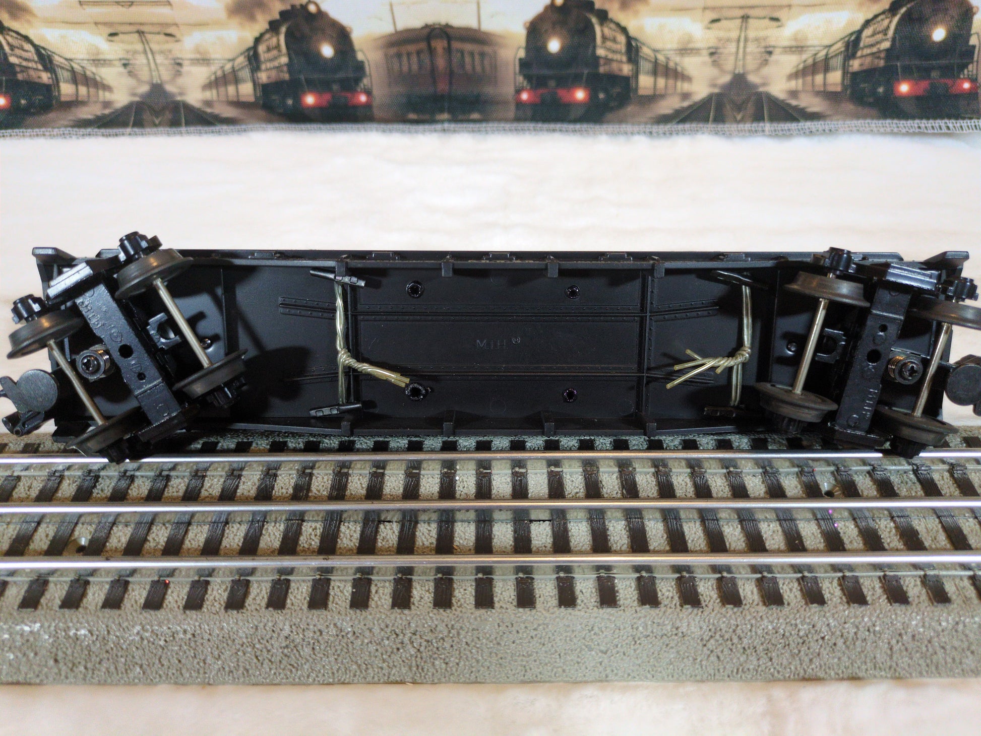 MTH RailKing Transport Flatcar with Ertl Panel Trucks 30-7647