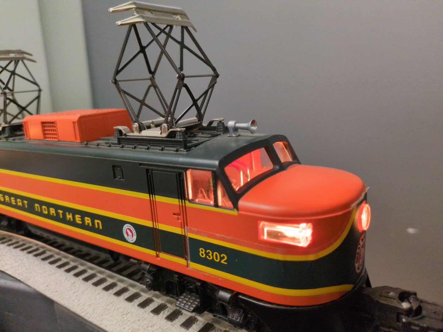 Lionel Great Northern Electric Locomotive 6-18302 FREE SHIPPING!