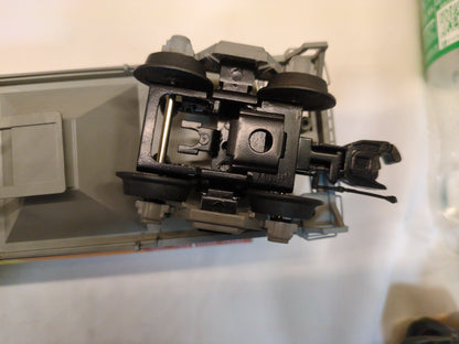 MTH 20-97687 Canadian National Hopper detail
