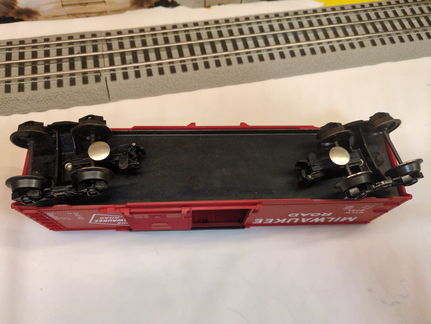Lionel Milwaukee Road Boxcar 6-9731