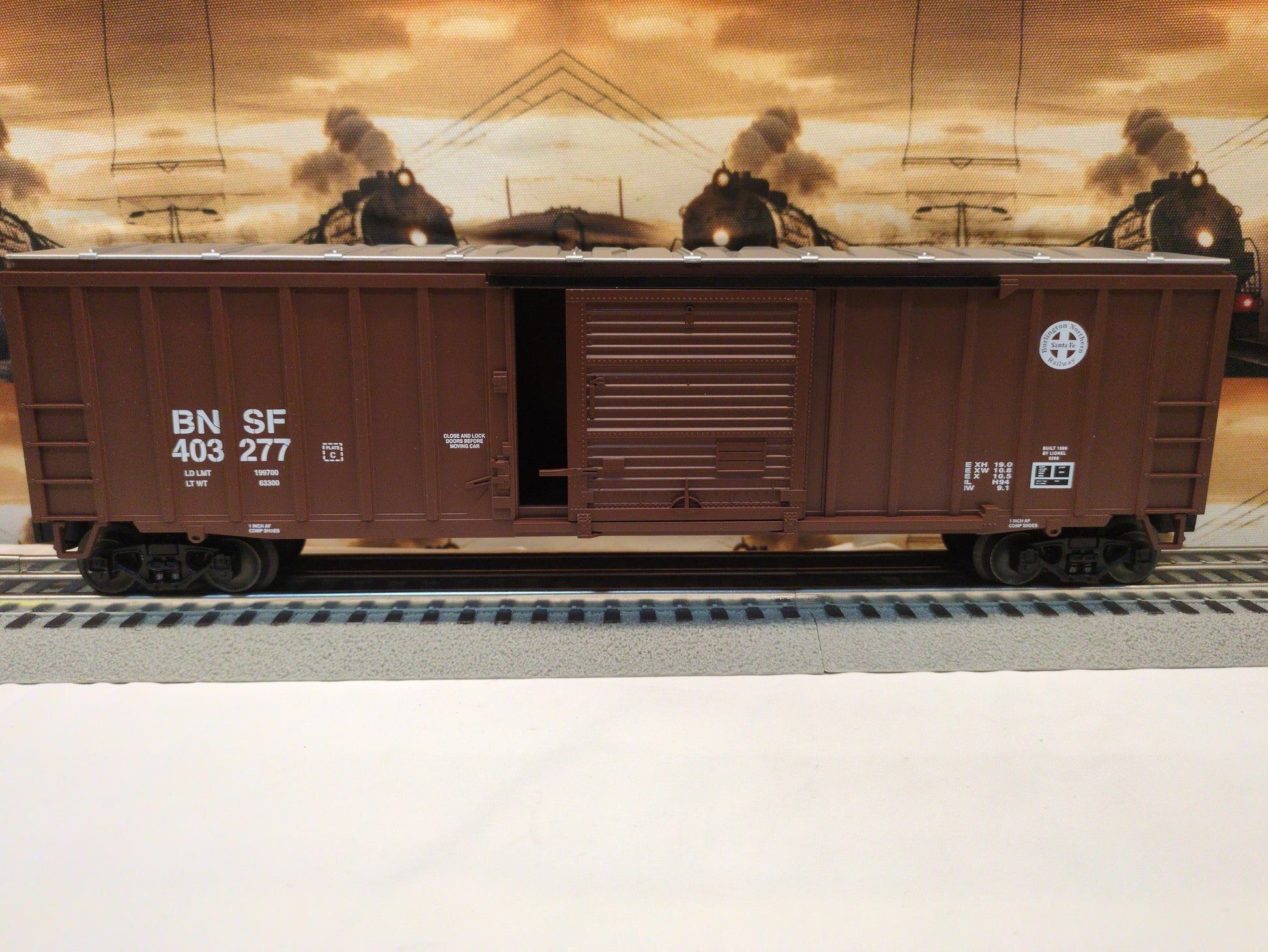 Lionel BNSF 50' Modern Boxcar 6-17251