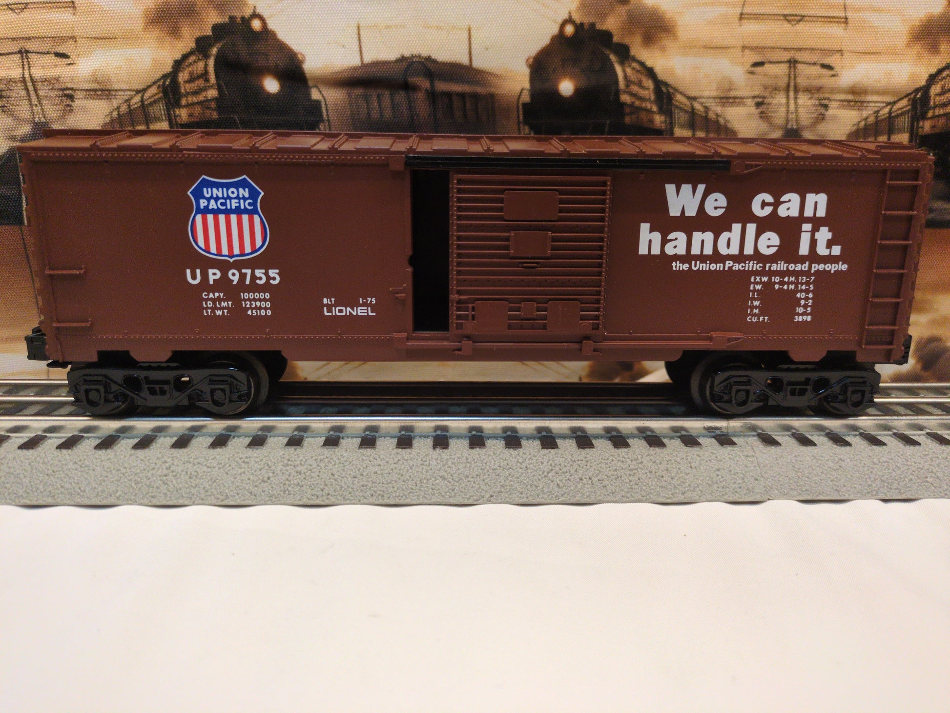 Lionel 6-9755 Union Pacific Box Car 