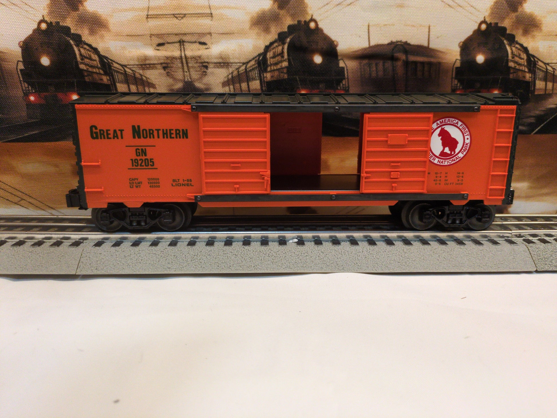 Lionel Great Northern Double Door Box Car 6-19205