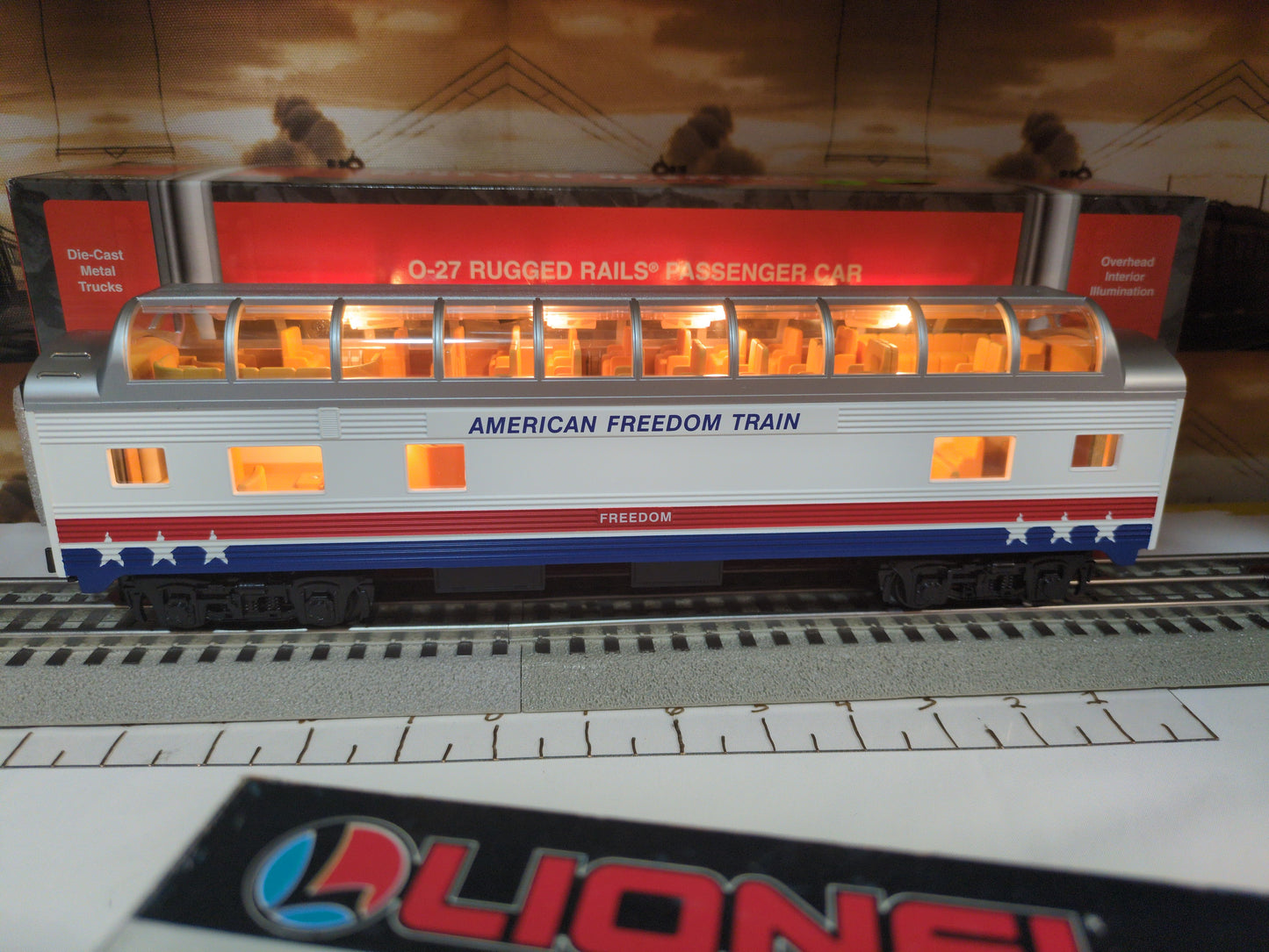 MTH RailKing Rugged Rails  American Freedom Train Vista Dome Car 33-6003