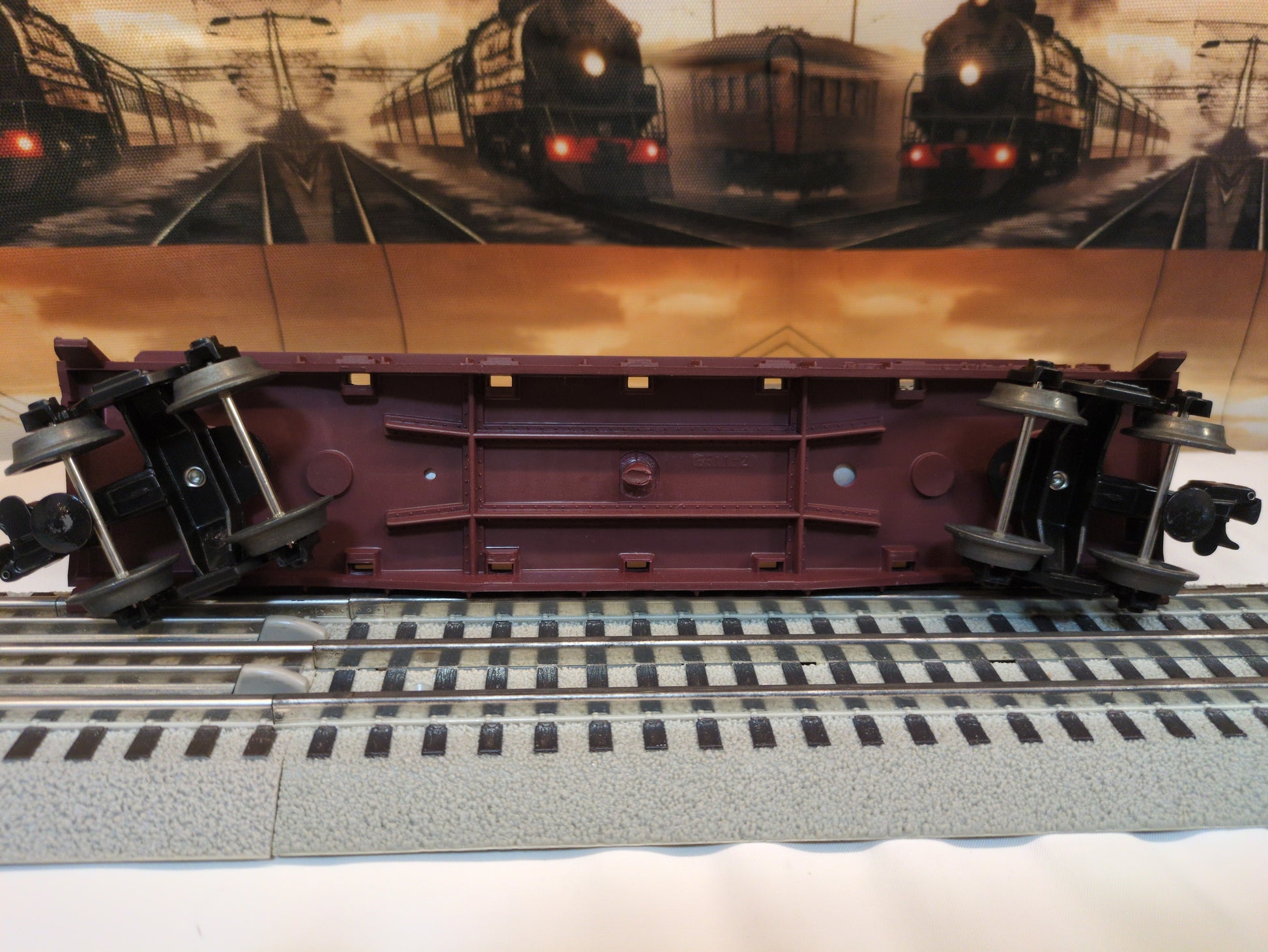 Lionel Lines Flatcar with LP Tank 6-16348