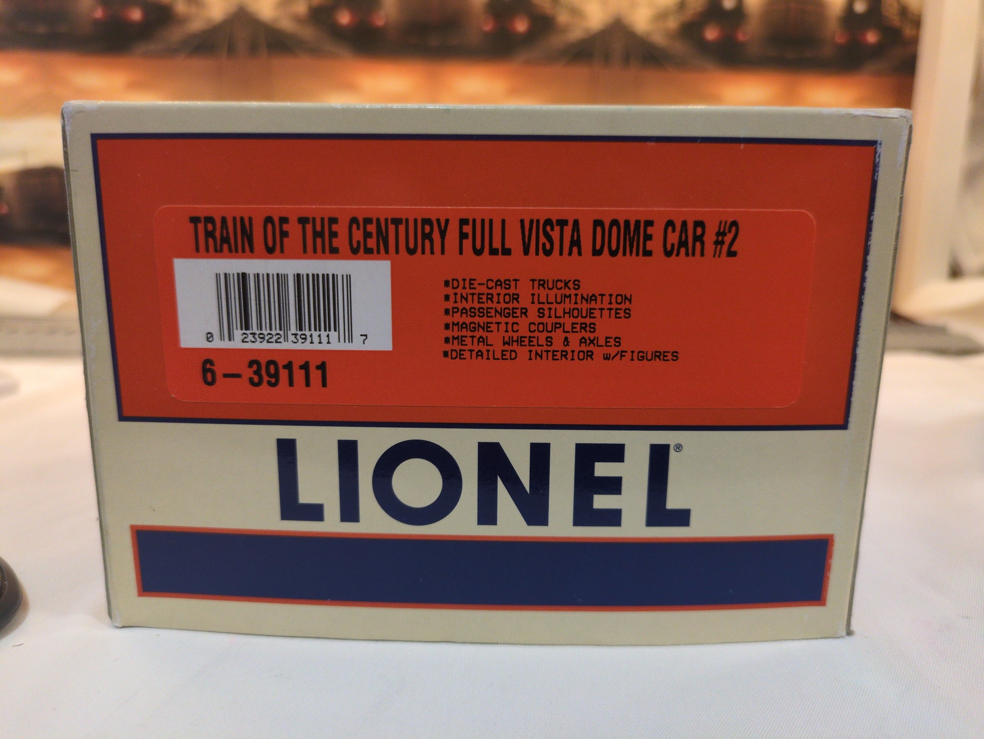 Lionel Train of the Century Vista Dome Car 6-39111