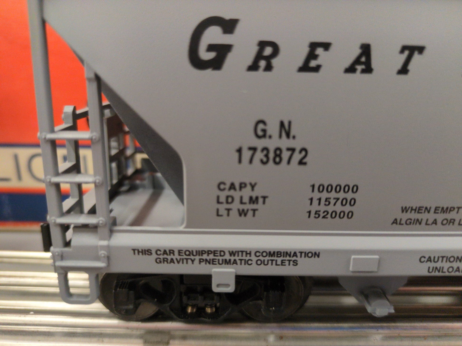 Lionel Great Northern Hopper Car 6-17007