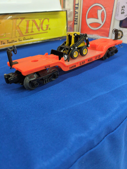 Lionel 6-16958 With ERTL Tractor Flatcar  NOS