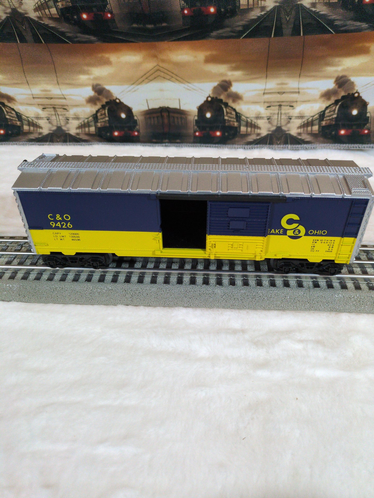 Lionel Chesapeake & Ohio Box Car 6-9426