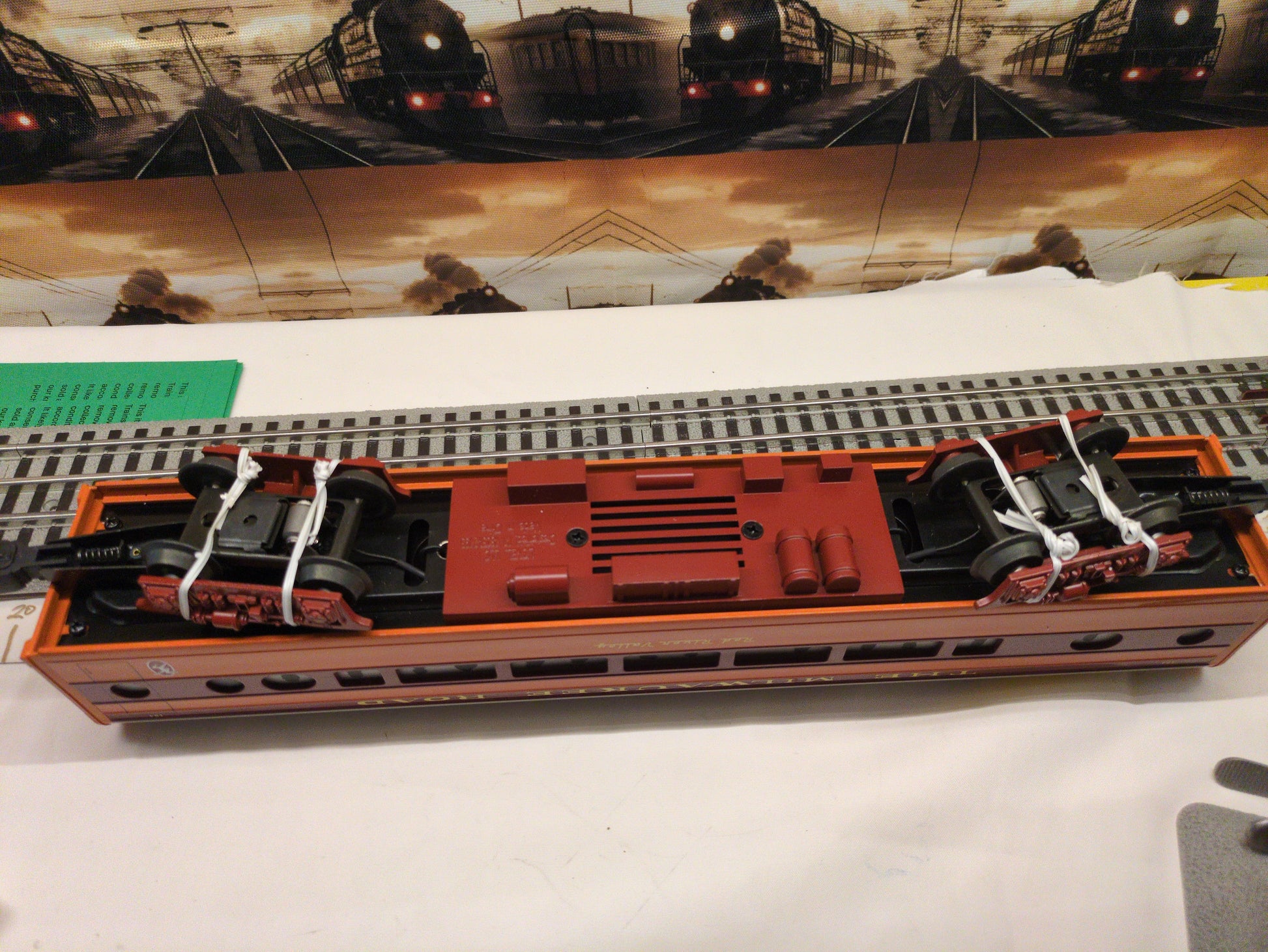Lionel Milwaukee Road Hiawatha Skytop 15" Aluminum Passenger Car Set 6-19184 FREE SHIPPING!