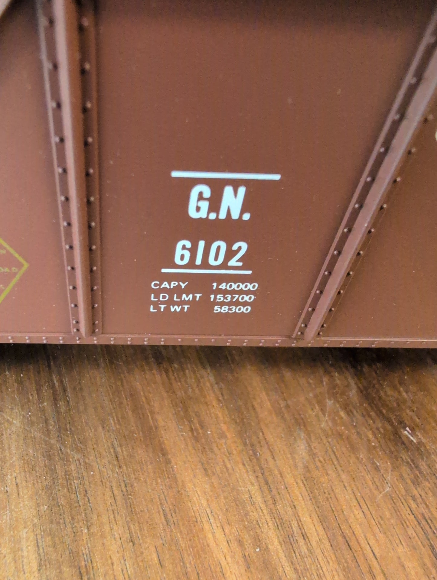 Lionel Great Northern Covered Hopper 6-6102