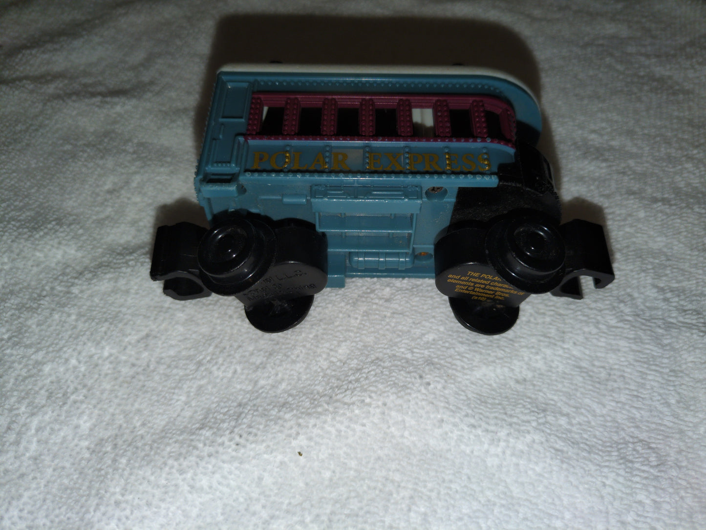 Lionel Polar Express Observation Car 