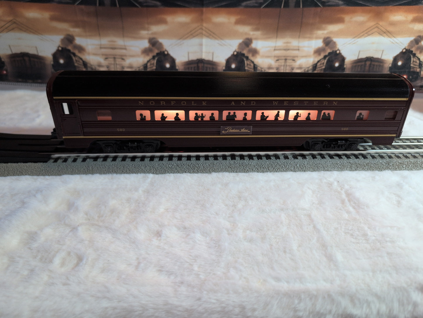 Lionel Norfolk and Western Passenger Set 6-9565