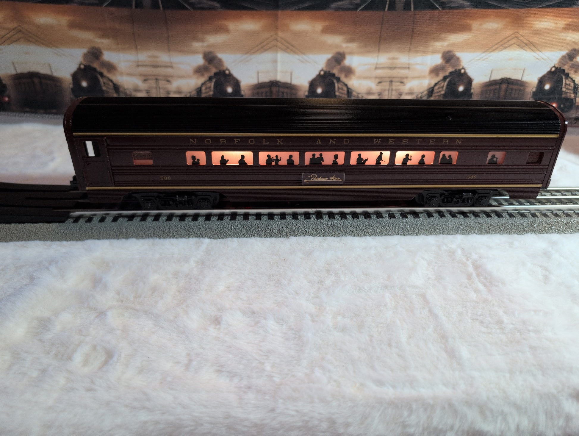 Lionel Norfolk and Western Passenger Set 6-9565