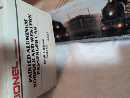 Lionel Norfolk & Western Passenger Car 6-9563