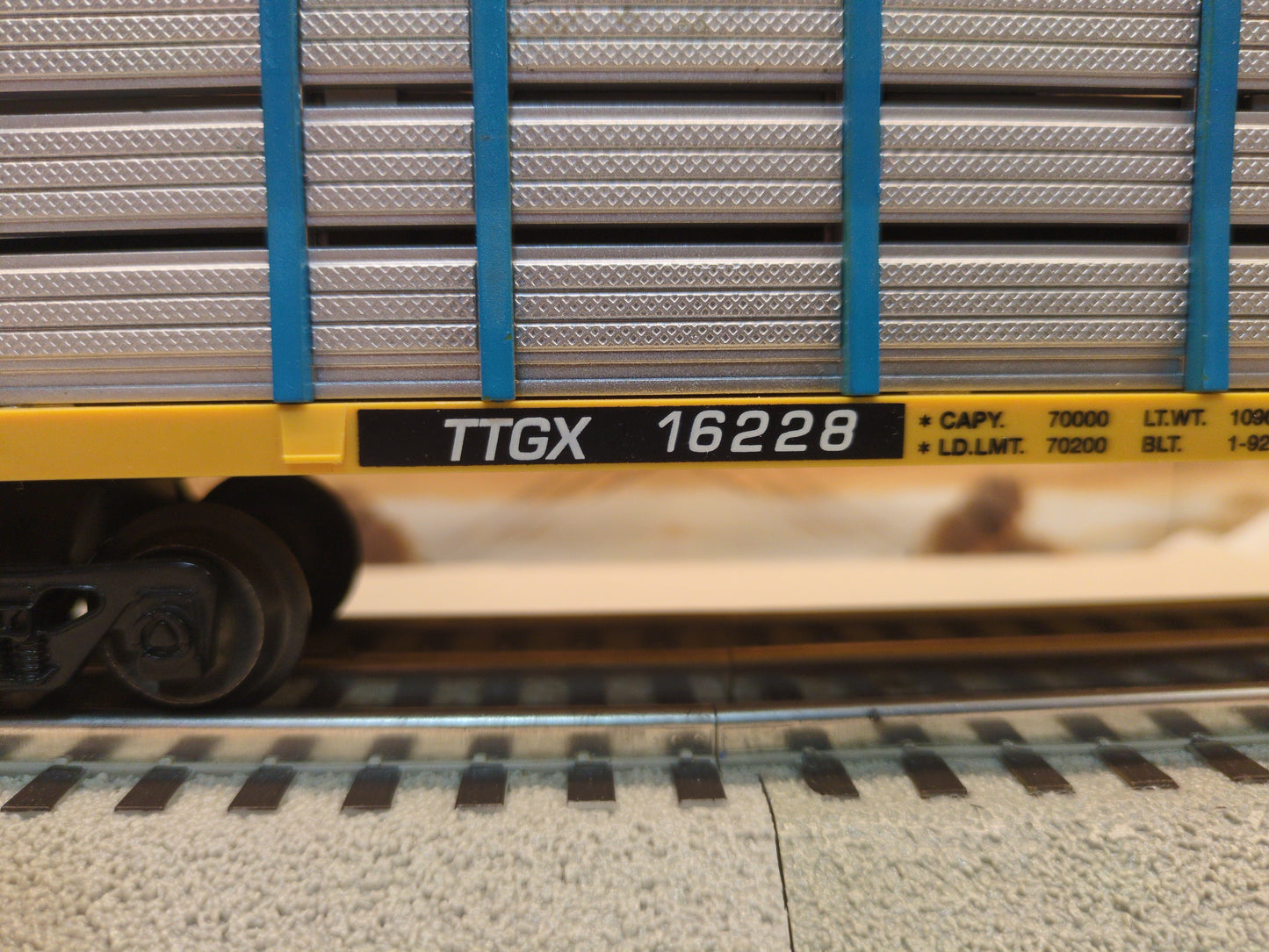 Lionel Great Northern Auto Carrier
