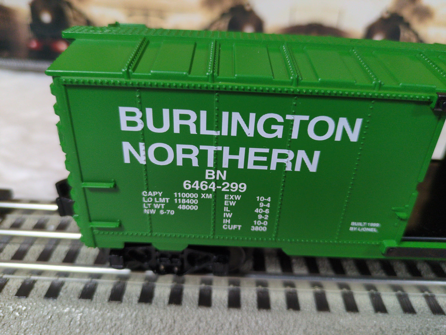 Lionel 6-29251 O Gauge Burlington Northern Boxcar #6464-299 NIB