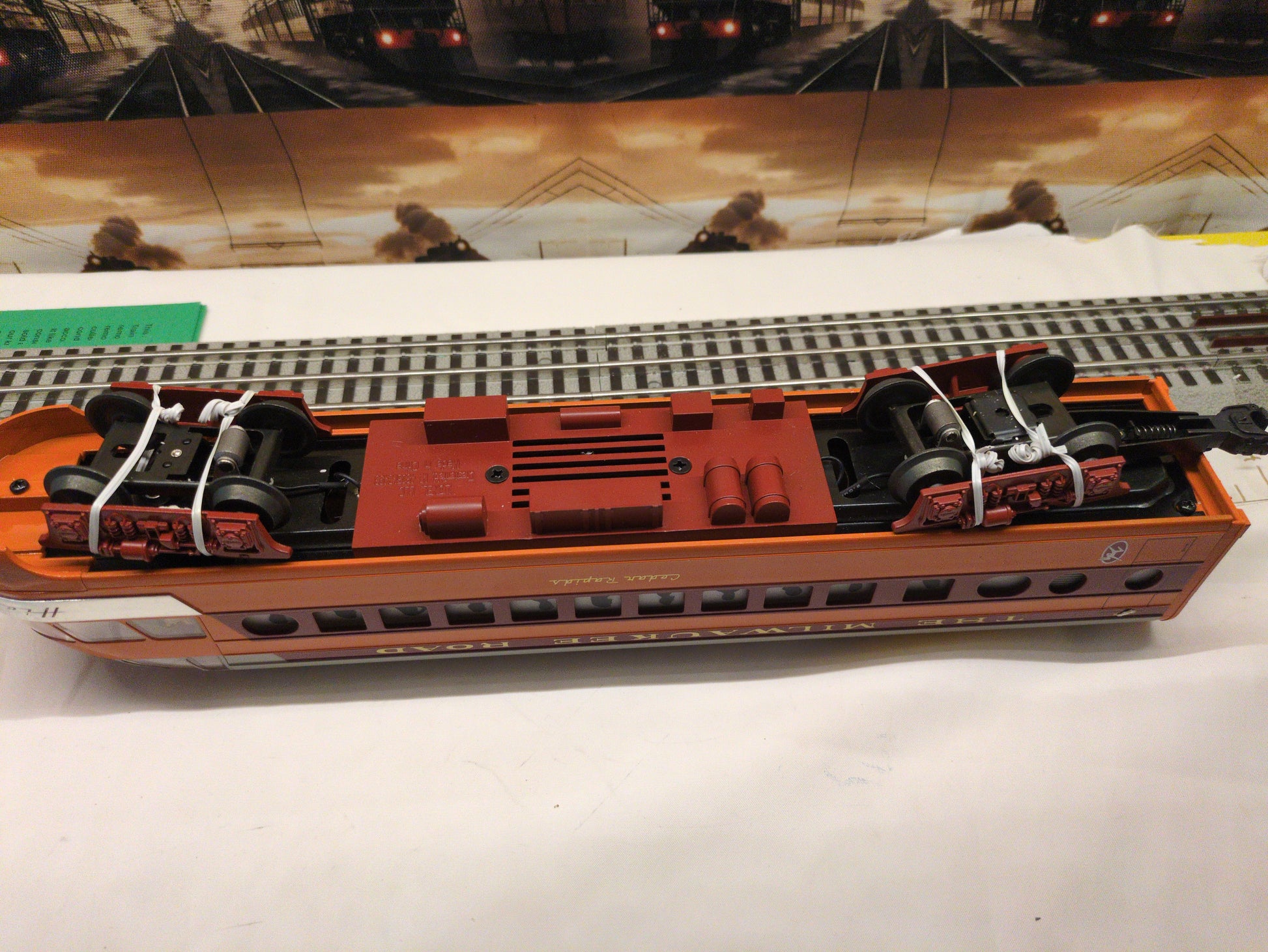 Lionel Milwaukee Road Hiawatha Skytop 15" Aluminum Passenger Car Set 6-19184 FREE SHIPPING!