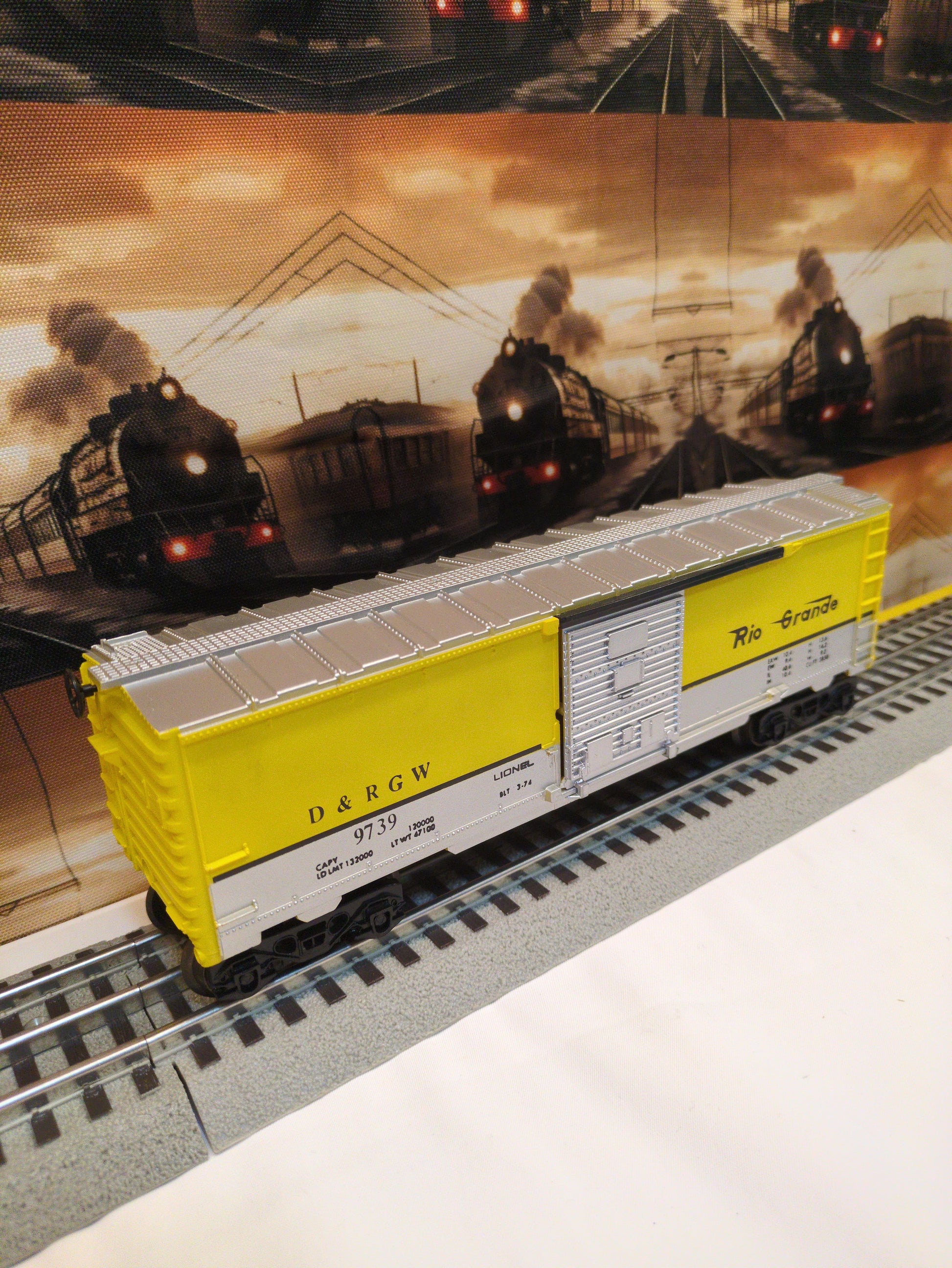Lionel 6-9739 Denver & Rio Grande Western Box Car 