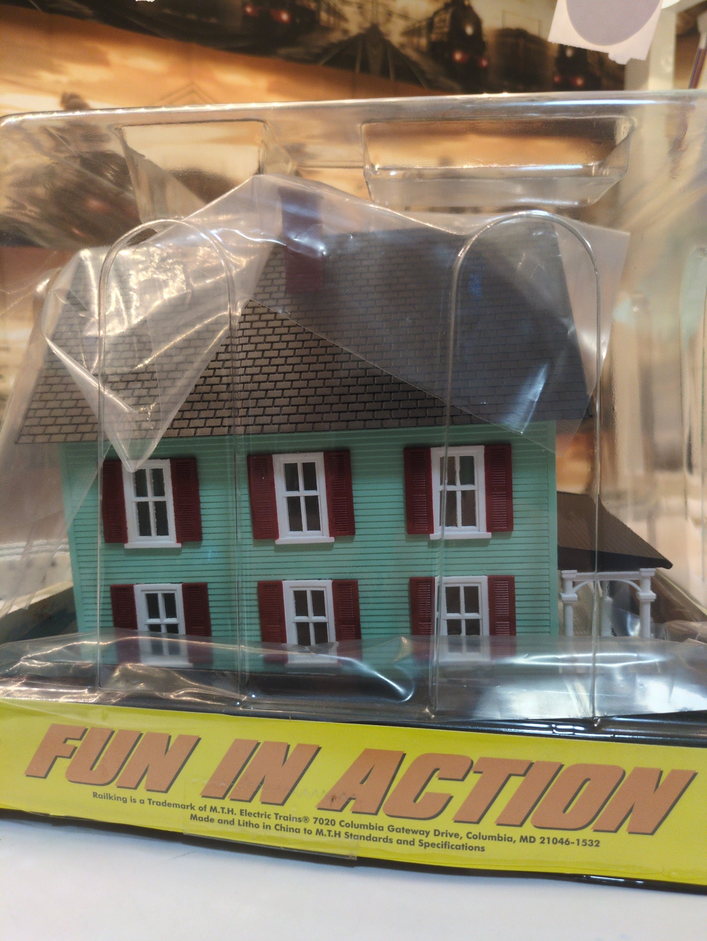 Lionel Farmhouse 30-90511